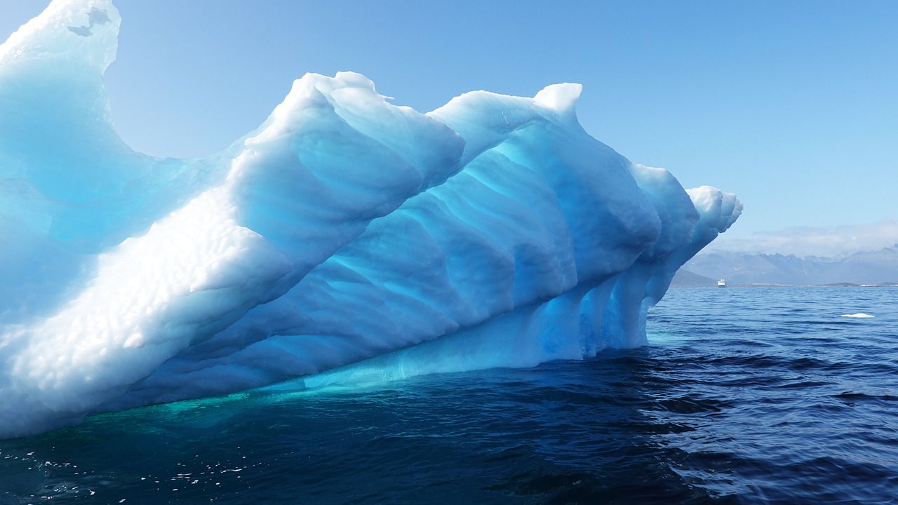 iceberg-4498677_1280